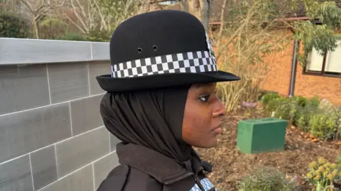  hijab for police officers 
