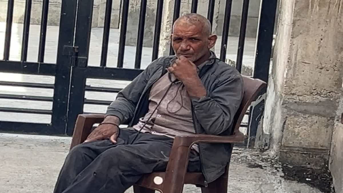 بیوی نے اپنانے سے انکار کر دیا  